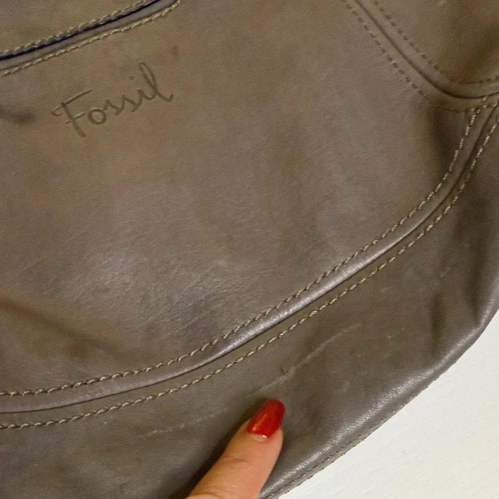 Fossil Hanover Leather Shoulder Bag in a gray color